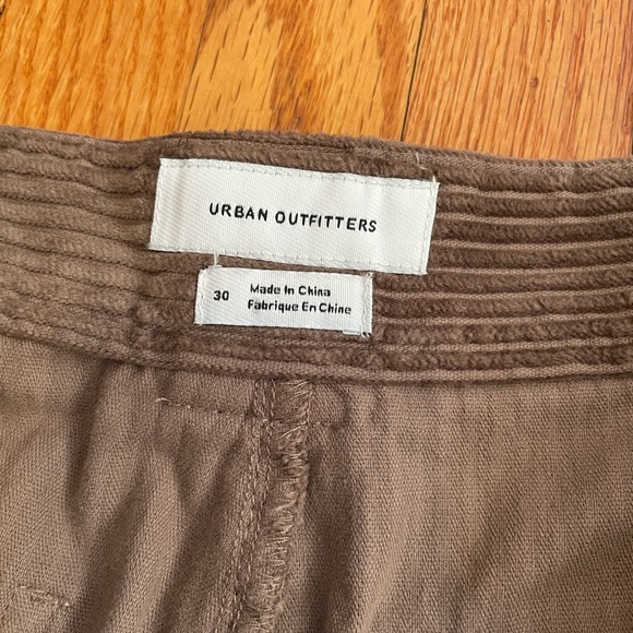 Urban Outfitters Brown Corduroy Pants Size 30 - Picture 3 of 8